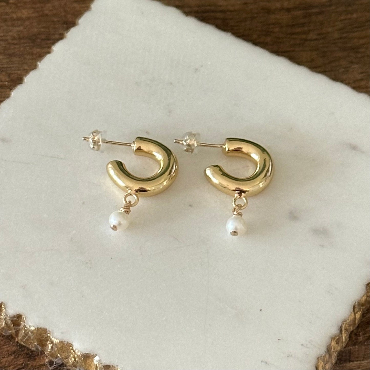 Ileana Thick Hoop Pearl Earrring