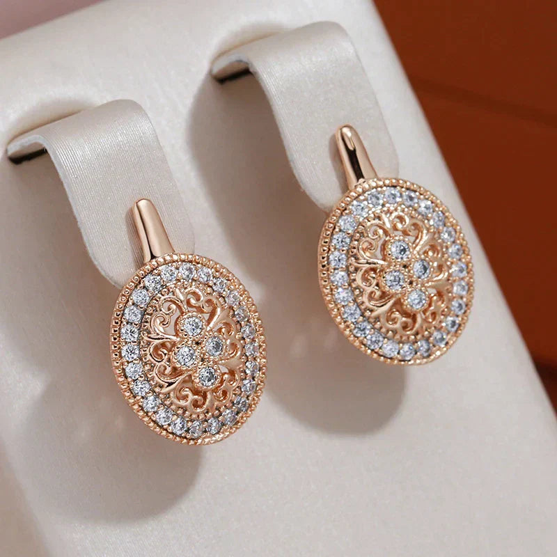 Elegant Rounded Bright Earrings