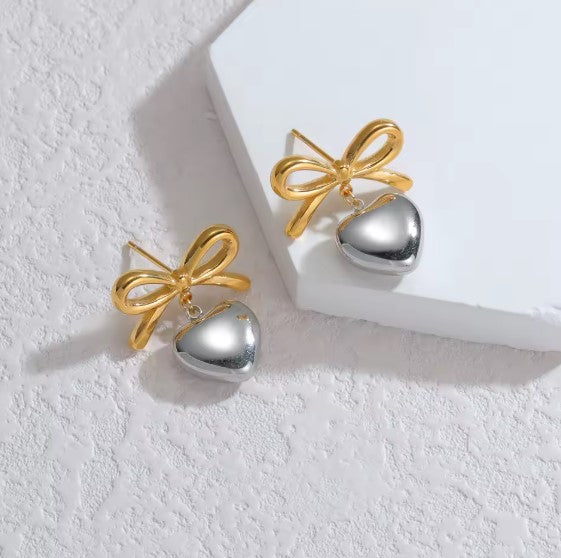 Classic Bow Heart Charming Silver Earrings