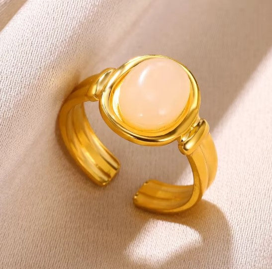 Peach Royal Stone Opal Gold Ring