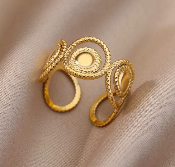 Vintage Gold Eye Ring