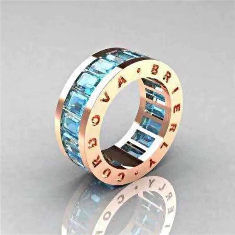 Vintage Ring in Rose Gold and Blue Zirconia