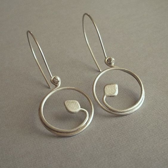 Vintage Silver Plated Hollow Circle Earrings
