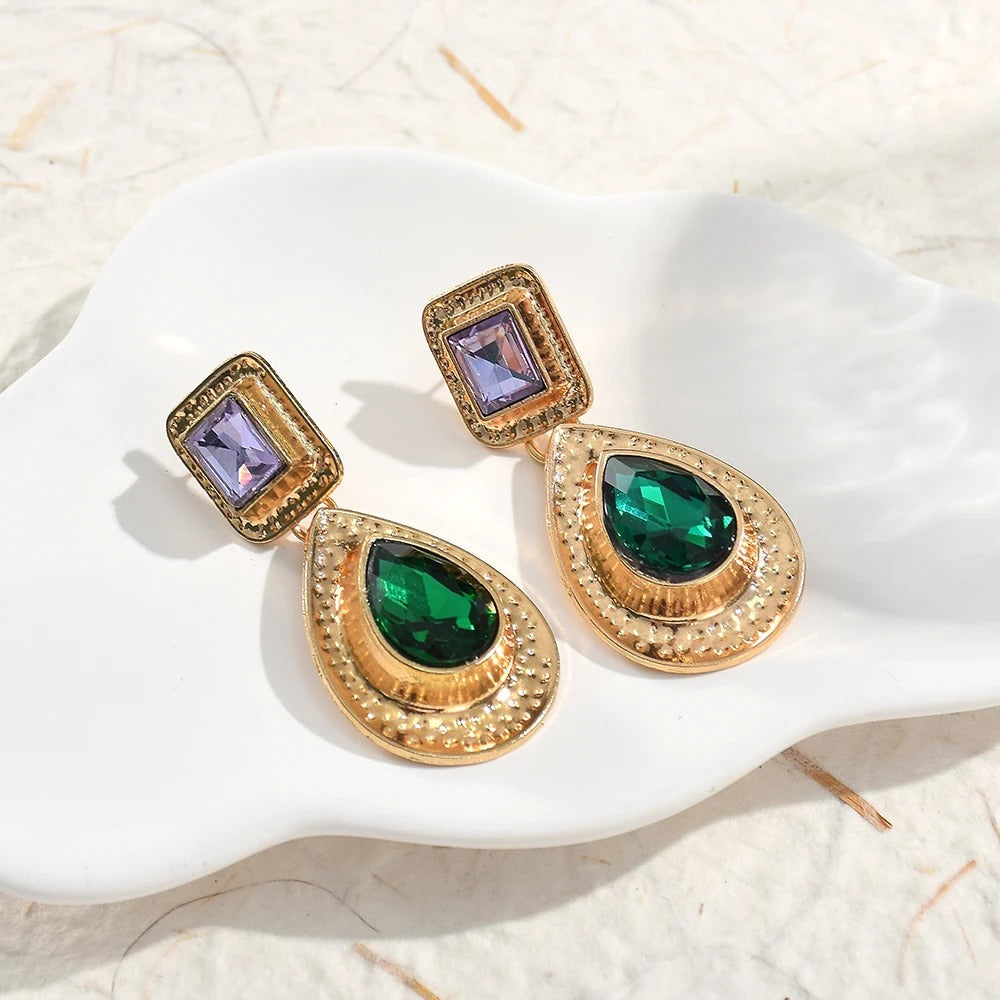 Vintage Gold Green Teardrop Stone Earrings
