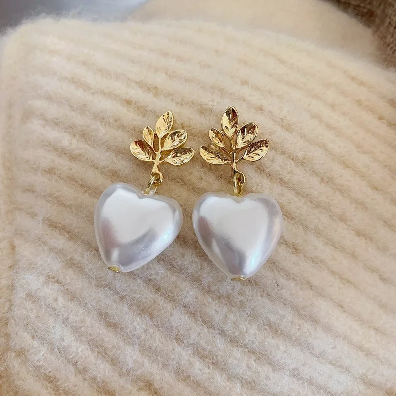 Vintage Gold Leaf Heart Earrings