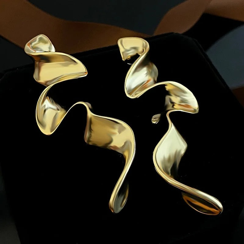 Gold Curved Abstract Wavy Earrings