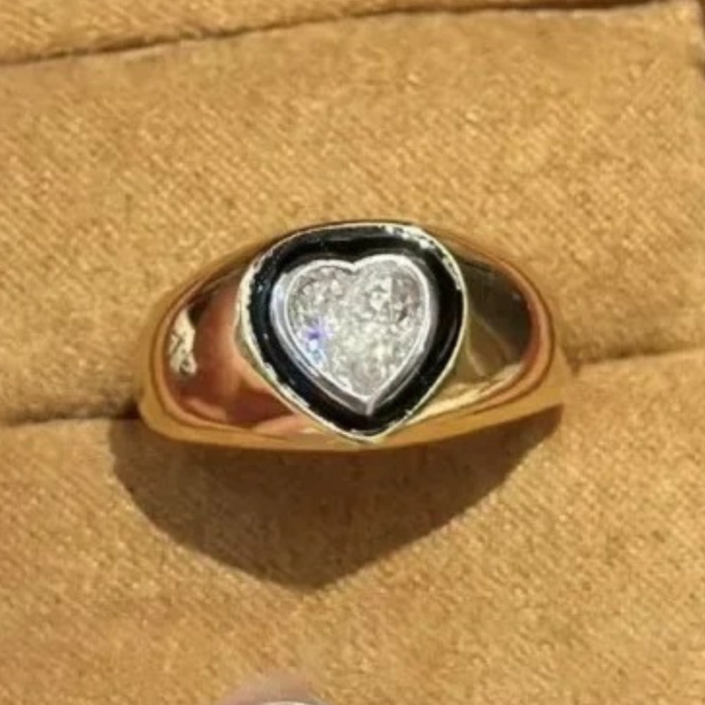 Retro Gold & Heart-Cut Diamond Black Enamel Adjustable Ring