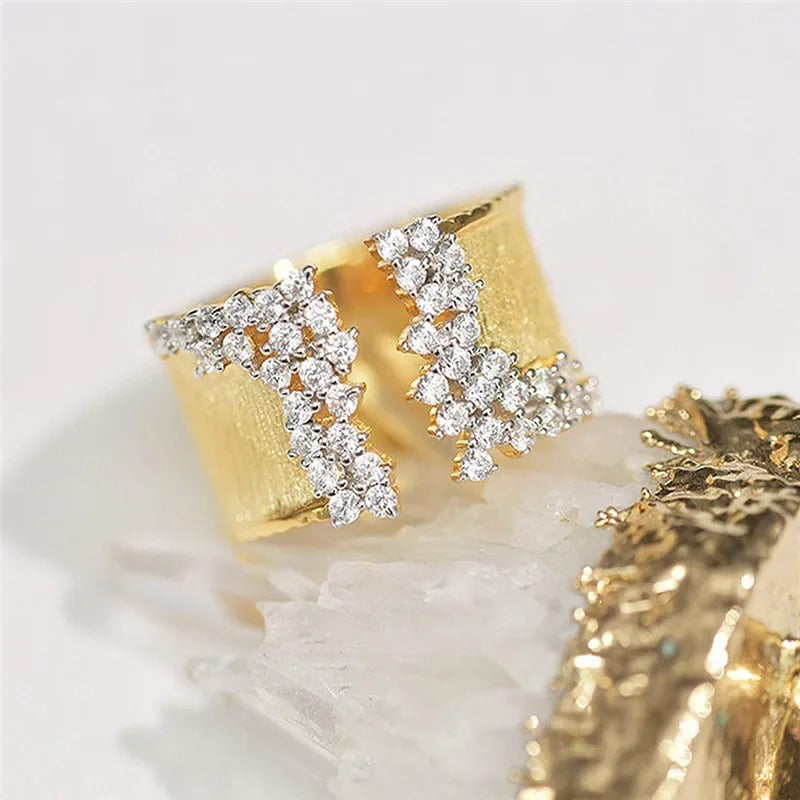 Vintage Sparkle Edge Gold Adjustable Ring
