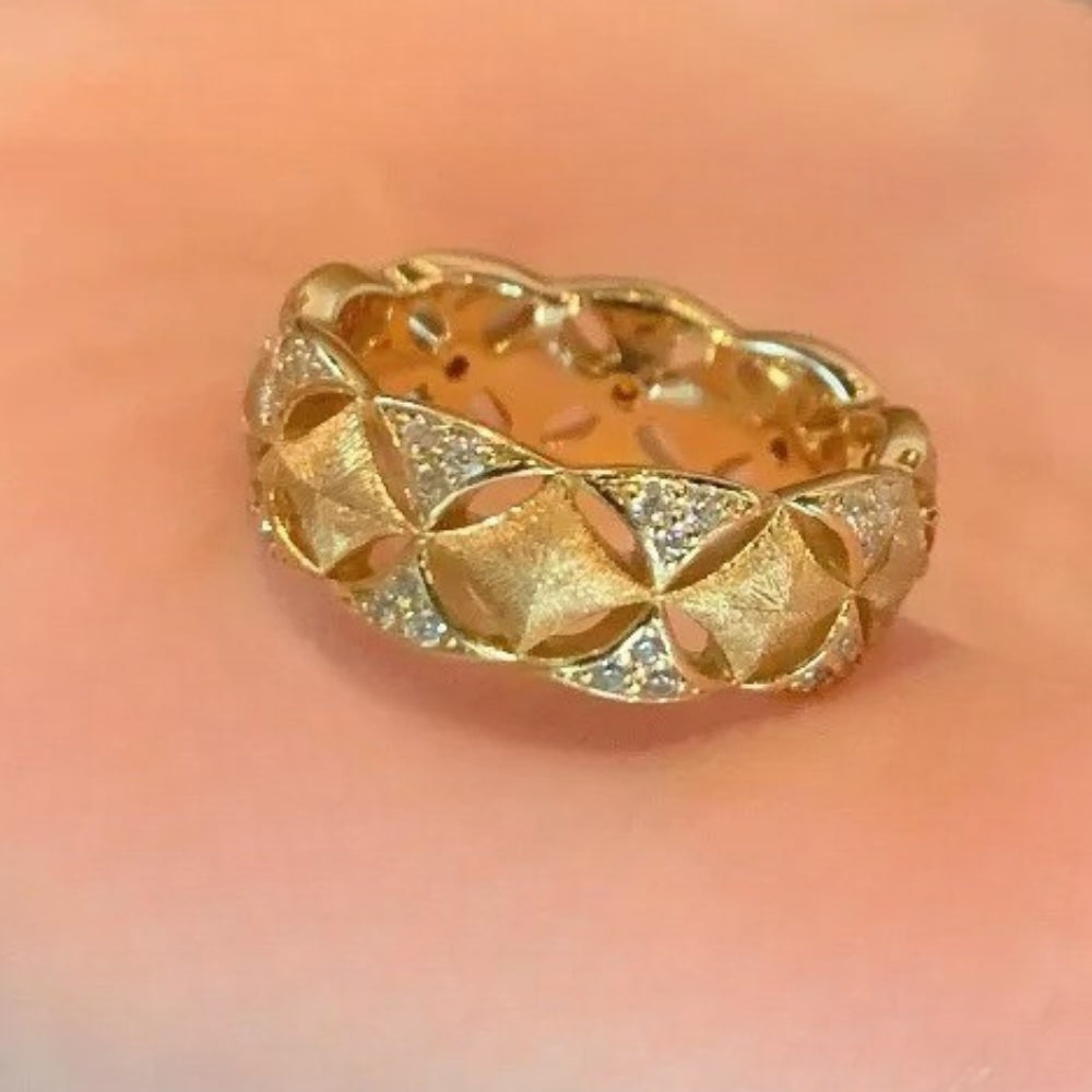 Vintage Gold & Double Side Diamond Hollow Ring