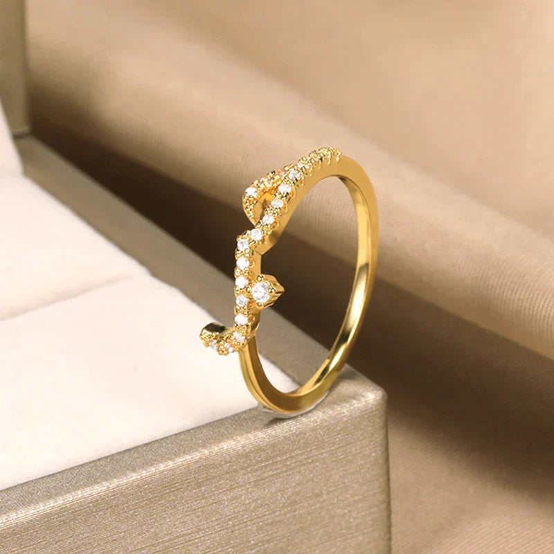 Luxury Zirconia Gold Ring