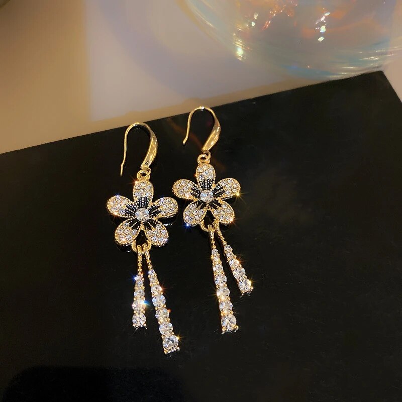 Gold Zirconia Daisy Pendant Earrings