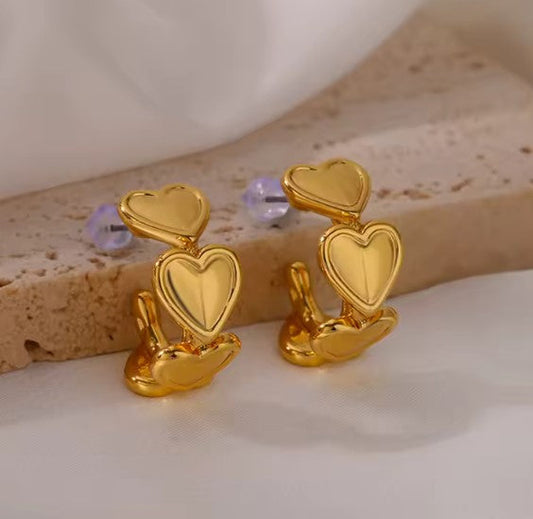 Classic Heart Stud Gold Earrings