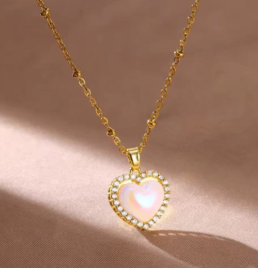 Luxury Zircon Heart Gold Necklace