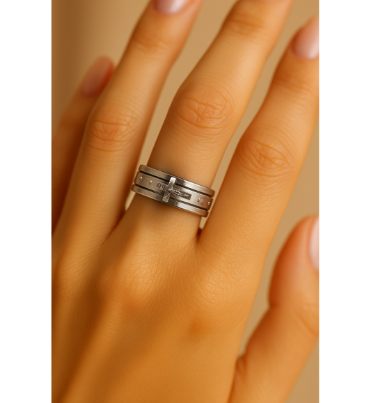 Vintage Religious Cross Silver Ring