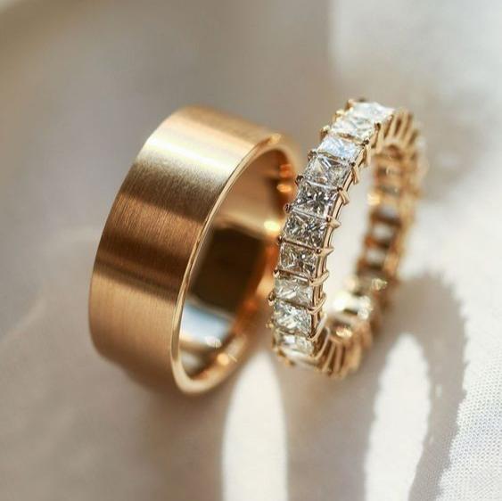 Vintage Golden Luxury Ring Set