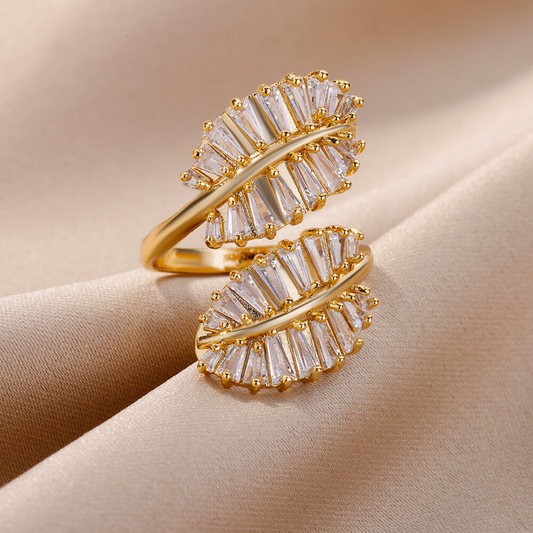 Golden Zirconia Ivy Ring