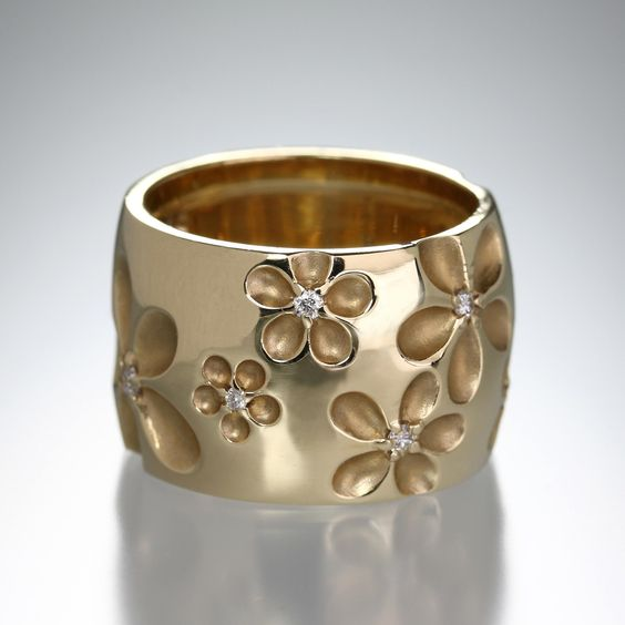 Vintage Gold Daisy Ring
