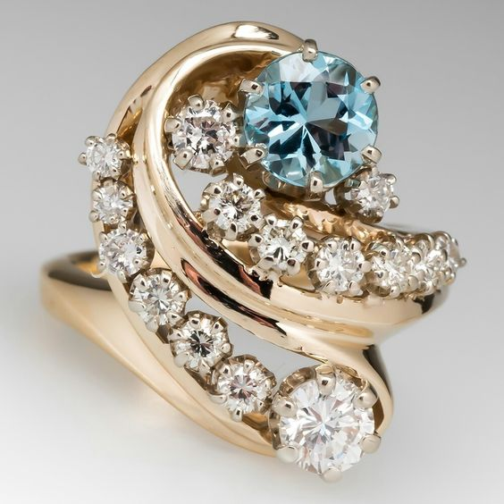 Vintage Blue Spiral Gold Zirconia Ring