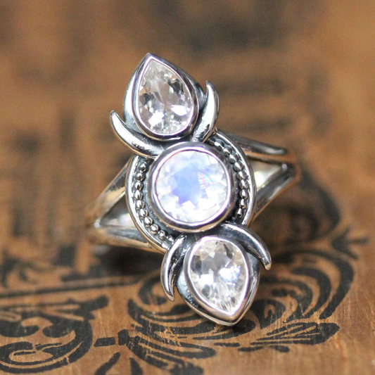 Vintage White Glass Zirconia Ring