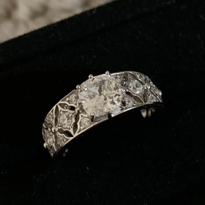 Vintage White Gold & Square Diamond Filigree Adjustable Ring