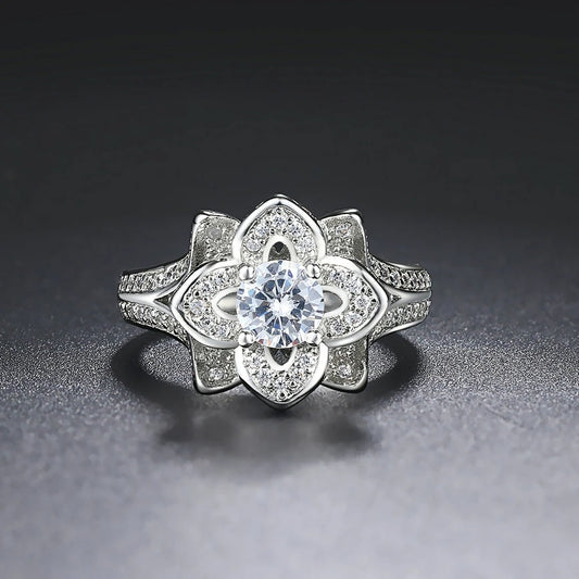 Timeless Floral Silver Band Vintage Ring