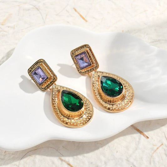 Vintage Gold Green Teardrop Stone Earrings