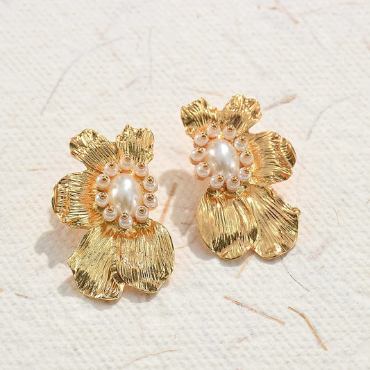 Gold Vintage Pearl Flower Stud Earrings
