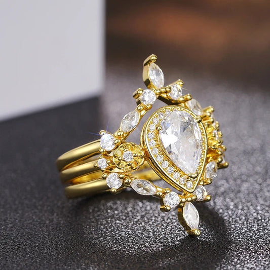 Gold Vintage Pear-Cut Crown Ring