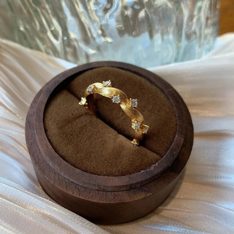 Vintage Gold & Diamond Wave Vine Adjustable Ring