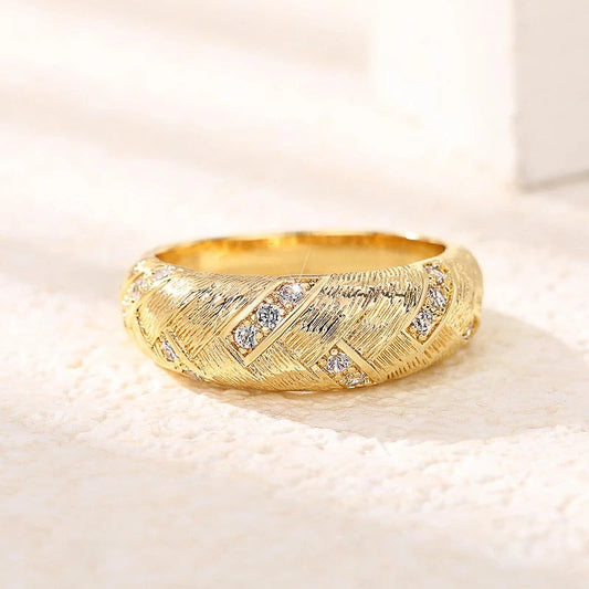Vintage Braid Shaped Gold Ring