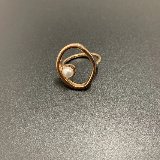Vintage Gold Open Circle Pearl Ring