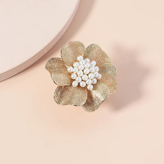 Classic Gold Floral White Pearl Adjustable Ring