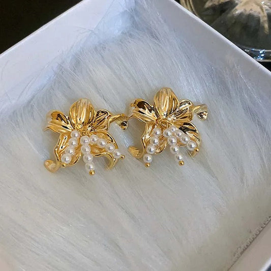 Vintage Gold Floral Pearl Cluster Stud Earrings