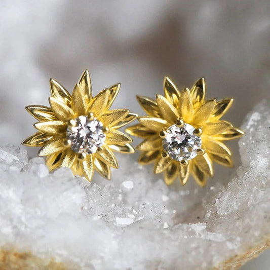 Vintage Gold Radiant Flower Earrings