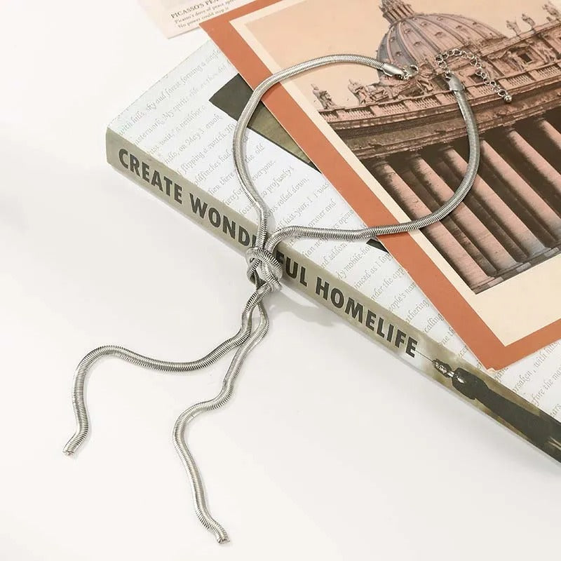 Silver Rope Twisted Knot Design Necklace