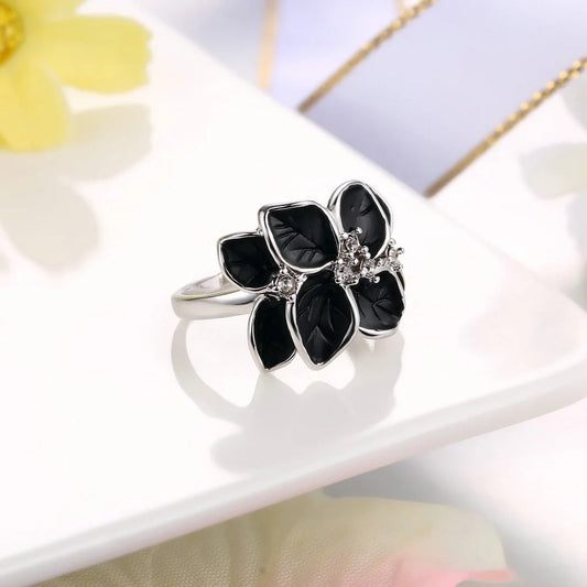 Classic Silver Black Floral Leaf Ring