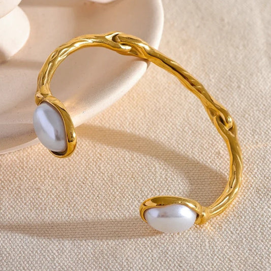 Vintage White Pearl Bangle Bracelet