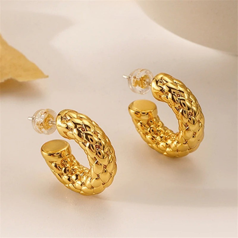 Gold Braided Timeless Look Hoop Earrings