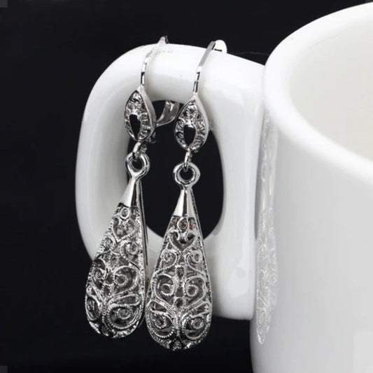 Timeless Silver Delicate Filigree Pattern Teardrop Earrings