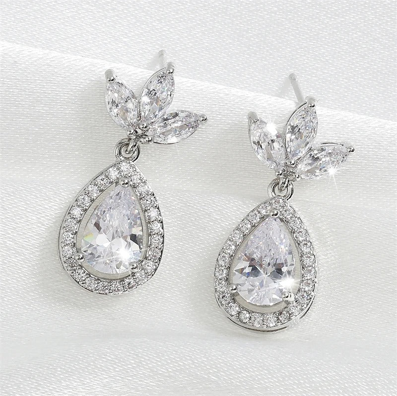 Vintage Silver Leaf & Teardrop Earrings