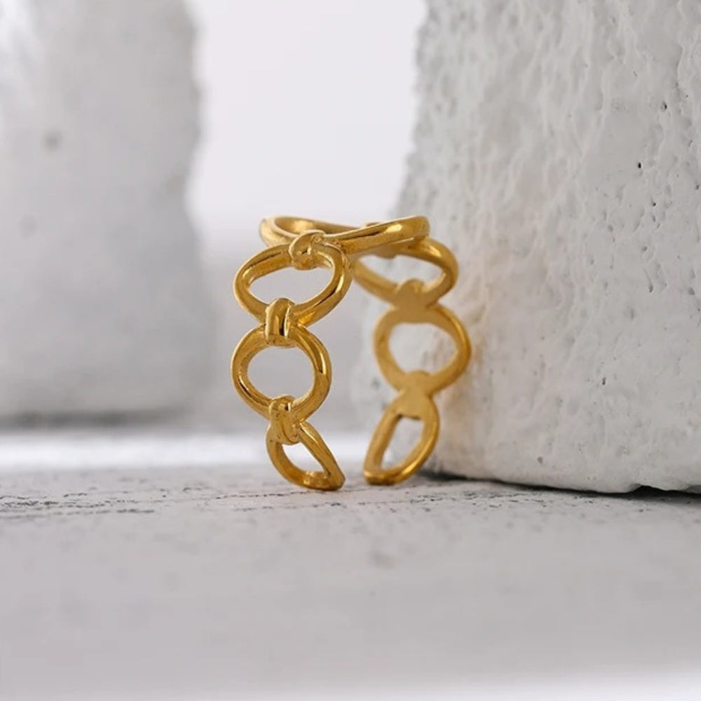 Vintage Open Chain Gold Ring