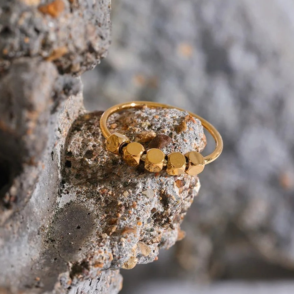 Vintage Gold Beaded Cube Ring