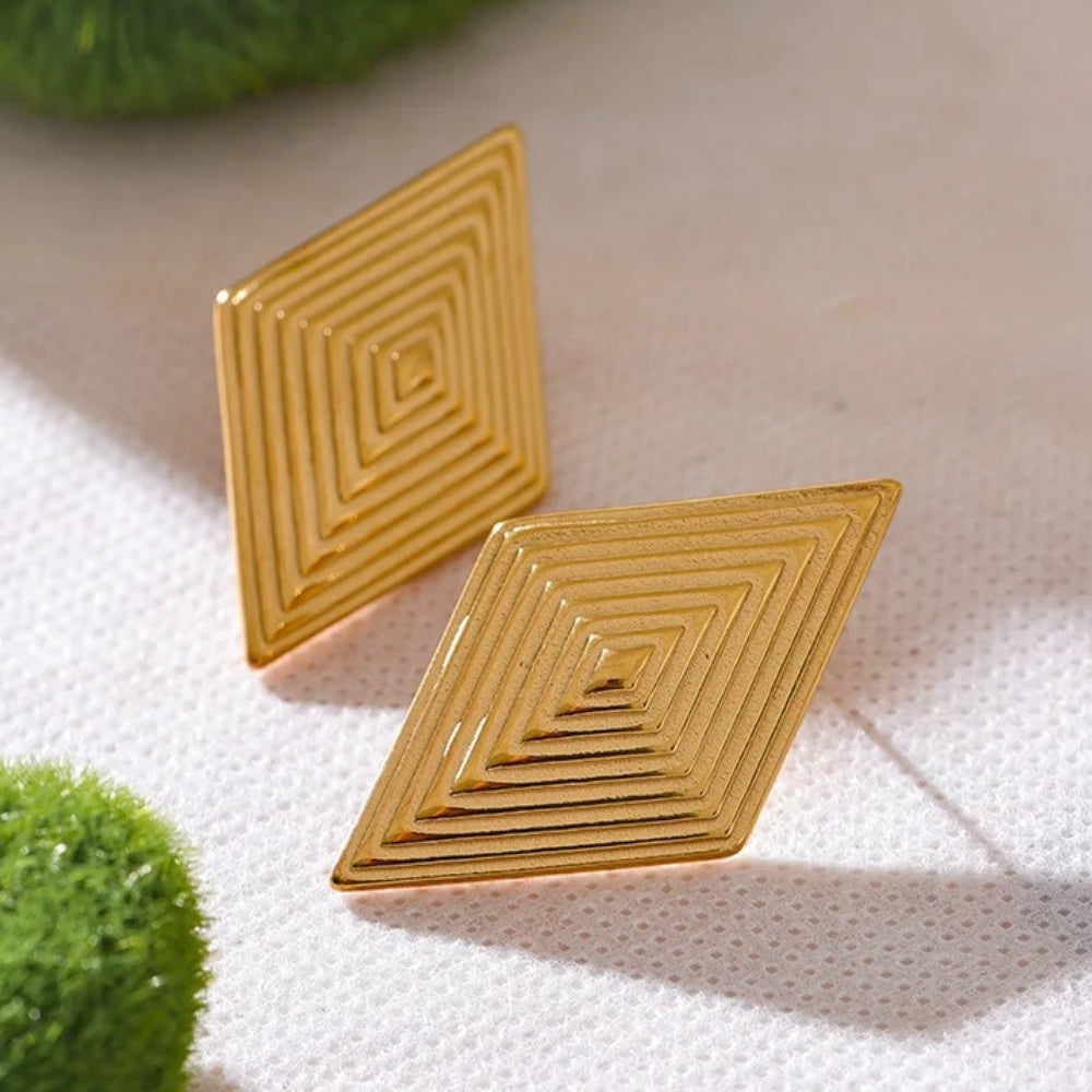 Vintage Gold Diamond Stud Earrings