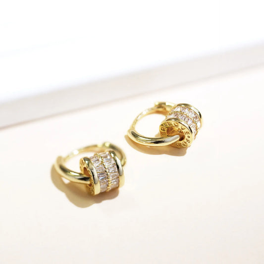 Vintage Gold Rolling Charm Earrings