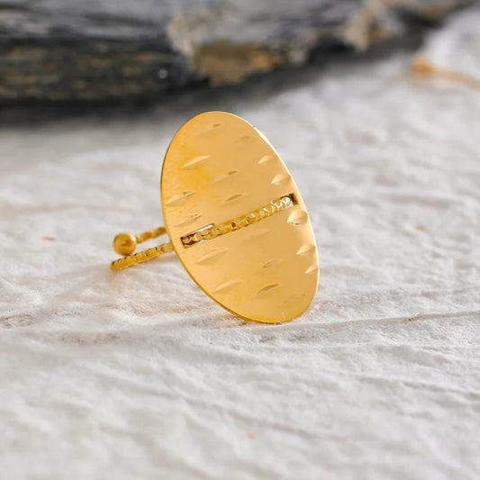 Vintage Oval Shield Gold Adjustable Ring